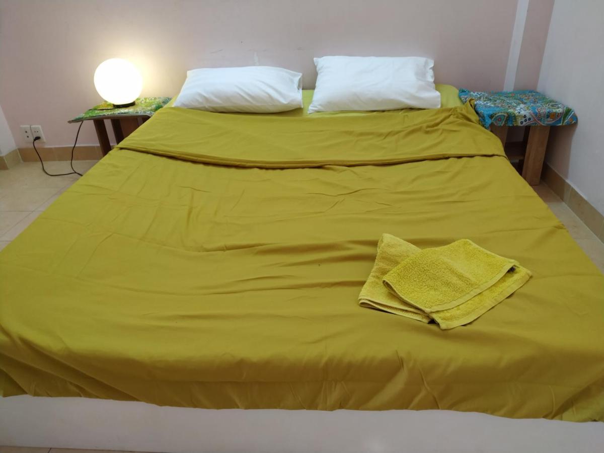 Nhà nghỉ Entire Small House Mins To Everywhere! TP. Hồ Chí Minh
